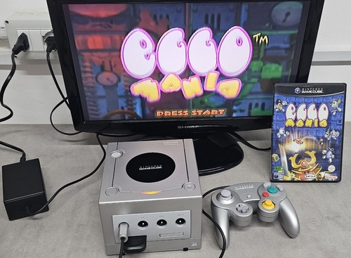 Nintendo game cube silver - nintendo,